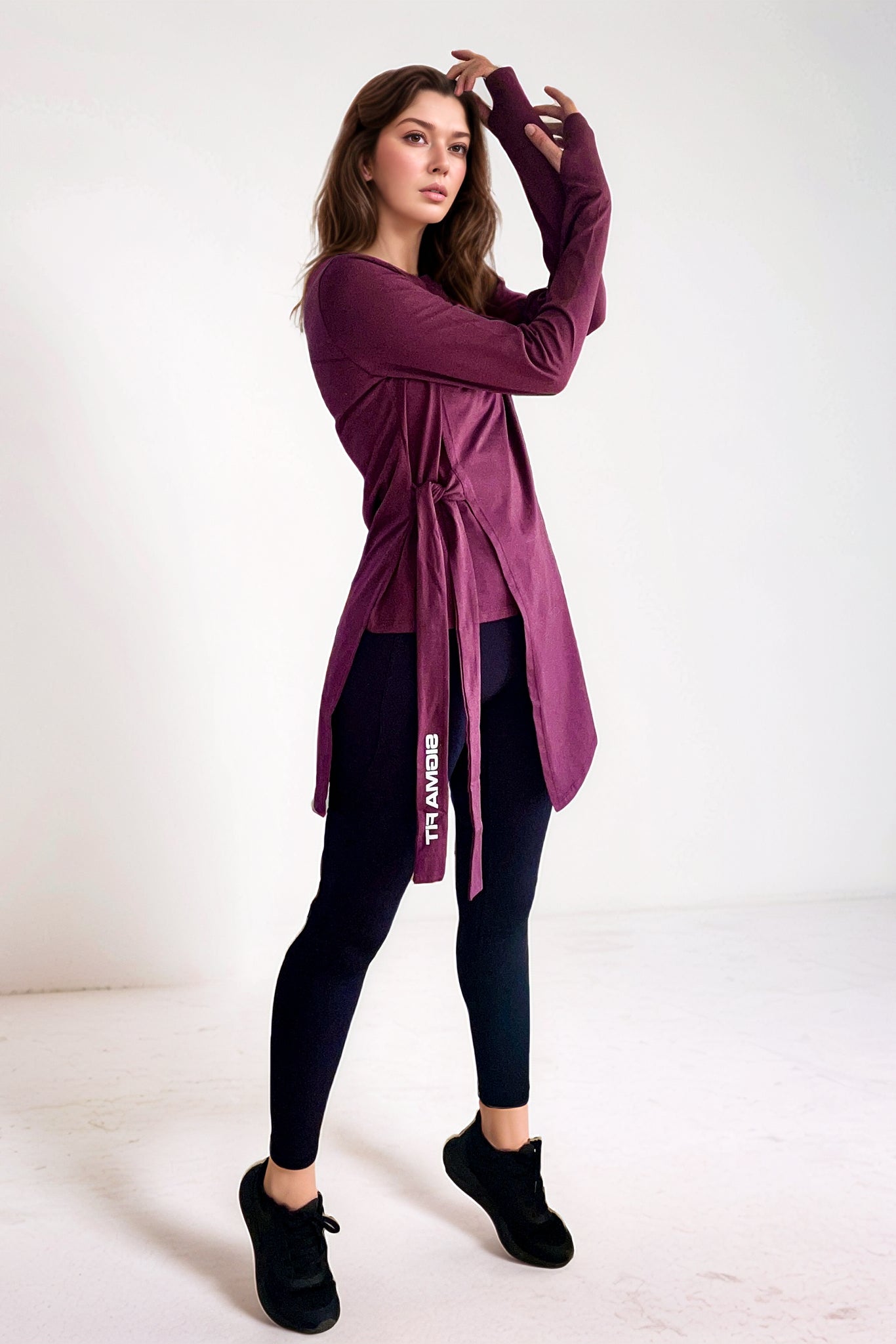 Abstract Knotted LS Tee Fig - Sigma Fit