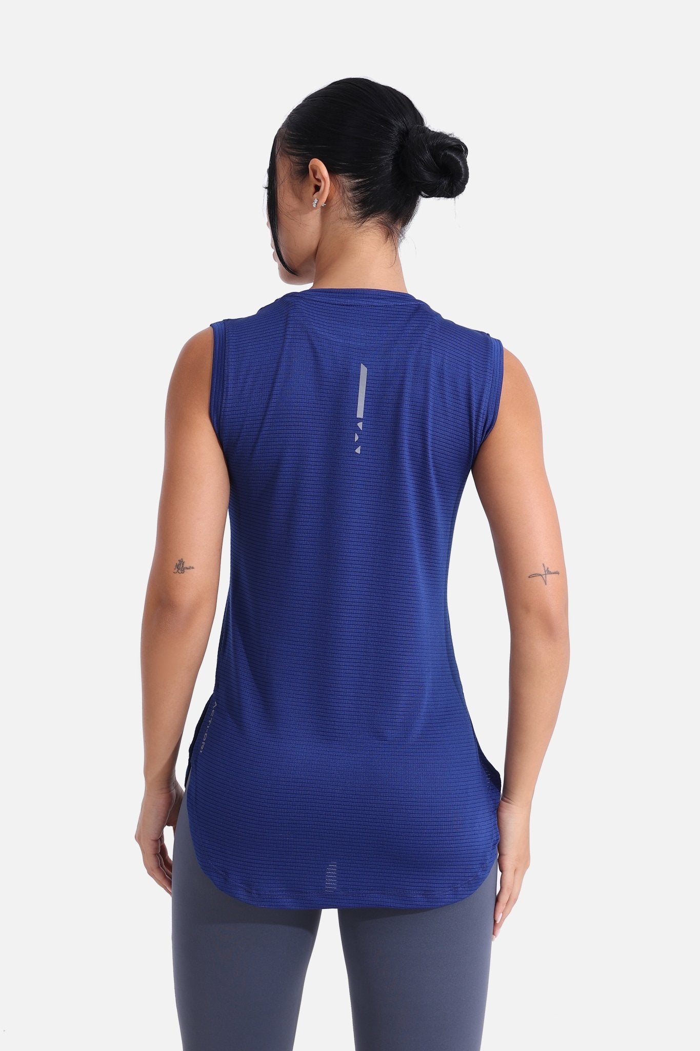 Bellwether Blue LiteRun Sleeveless Tee - Sigma Fit