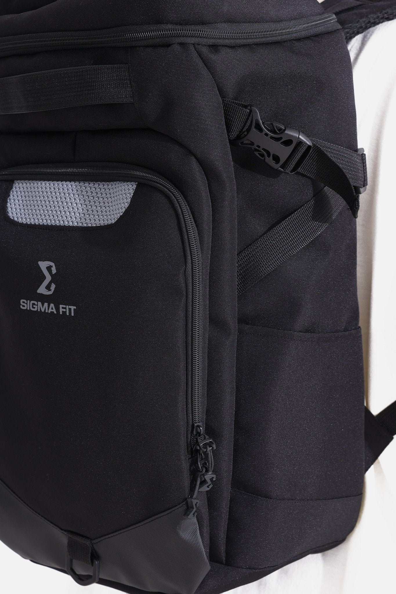 Black Transforma Backpack - Sigma Fit