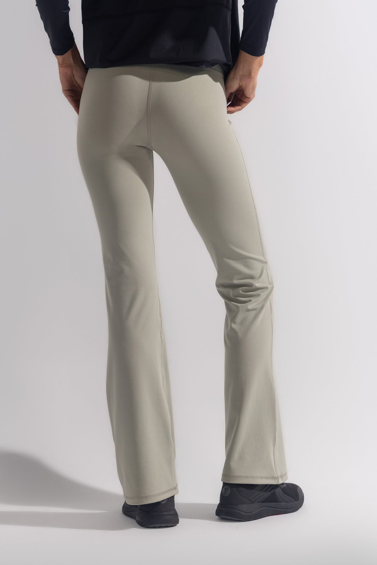 Mint Yoga Flare Pants - Sigma Fit