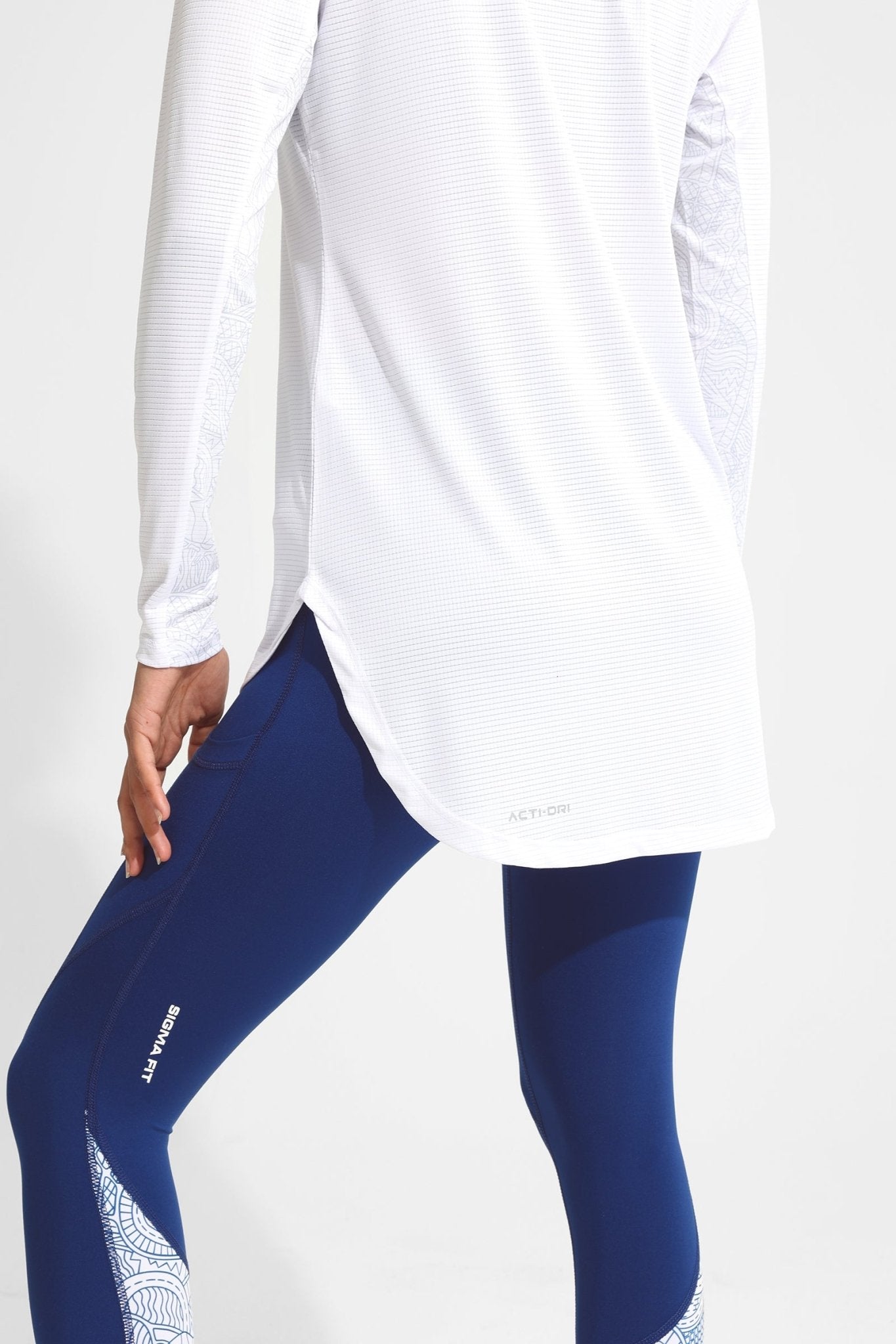 New White Basic Women Long Sleeve - Sigma Fit