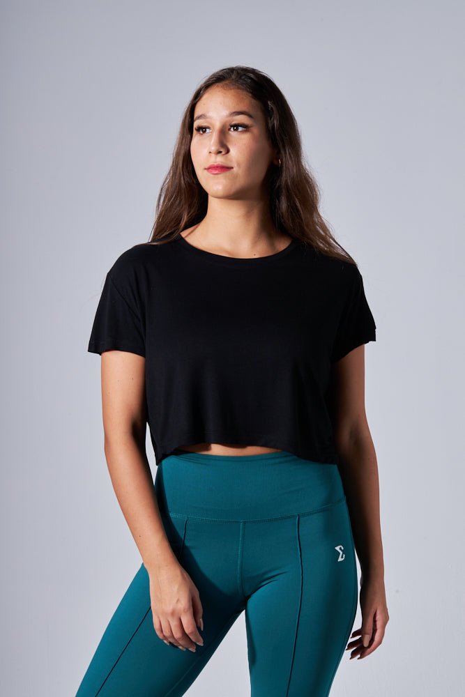 Black Back To Basics Croptop - Sigma Fit