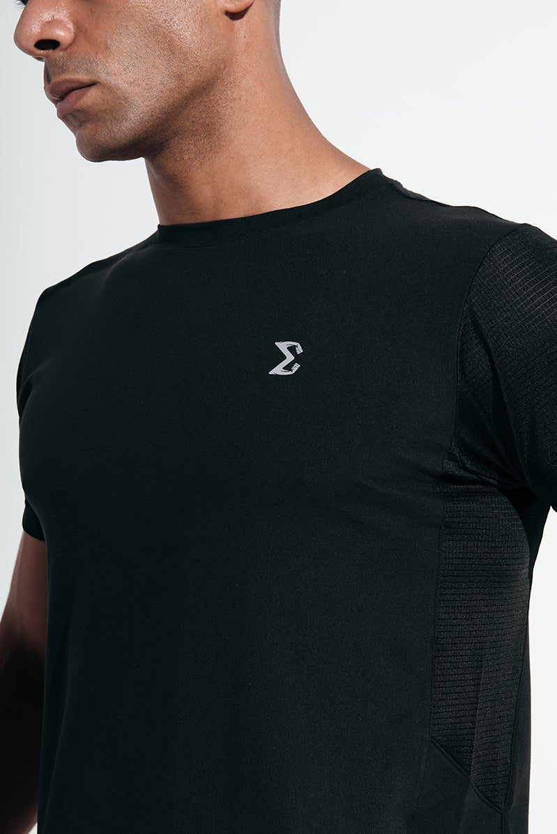 Black Contrast Tee - Sigma Fit