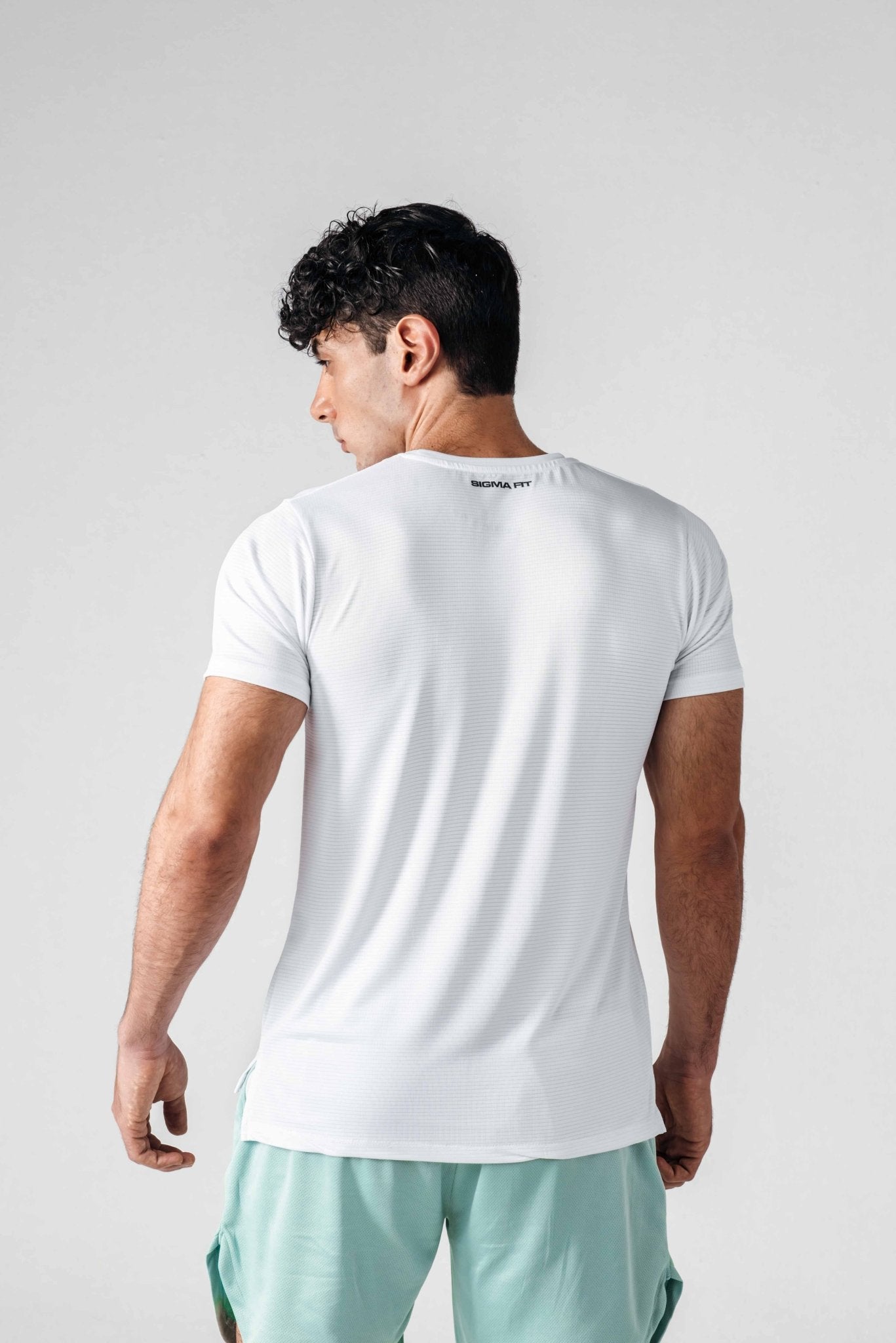 White Manly Basic T-Shirt - Sigma Fit